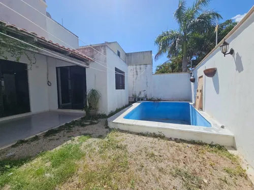 Casa En Venta Con Piscina, En Mérida Yucatán En Paraíso Maya