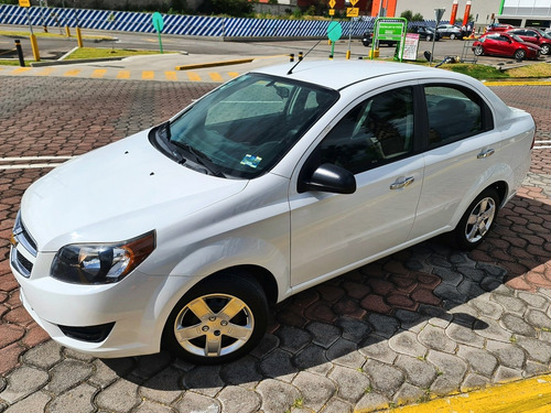 Imagen 8 de 15 de Chevrolet Aveo 2017 1.6 Lt Mt