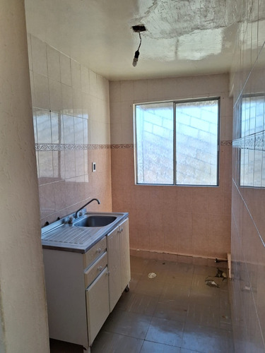 Excelente Departamento De Dos Recámaras Y Un Baño