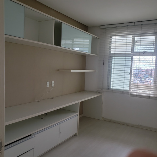 Imagem 17 de 30 de Apartamento Com 144m2, Totalmente Reformado Com 4 Quartos Sendo Uma Suíte, Com Armários E Split, Lavabo, Banheiro Social, No Jardim Apipema - Ap00731 - 68351674
