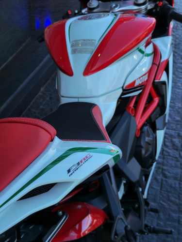 Imagen 22 de 25 de Mv Agusta F3 Rc 675, No Yamaha R1, No Honda, Cbr, 600 Mi