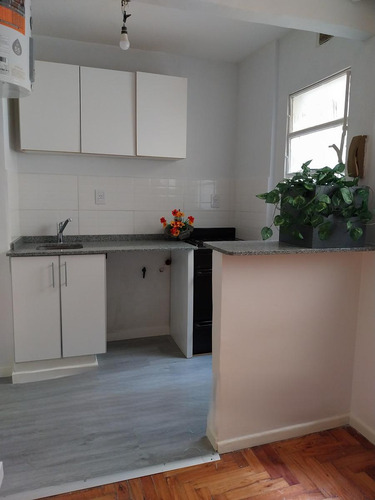 Departamento De 2 Ambientes En Alquiler En Barrio Norte