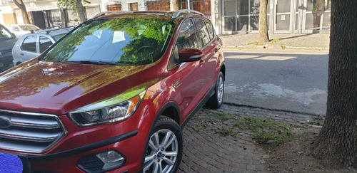 Ford Kuga Sel 2.0l Ecoboosr 6at Awd 2017 (4x4)