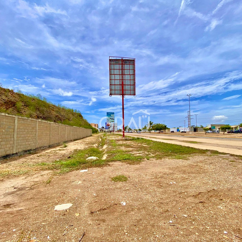 Terreno En Venta En Puerto La Cruz A Pocos Metros De Lecheria