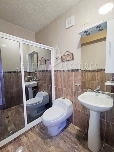 Imagen 11 de 21 de Ledezma Asesores Vende Apartamento Listo Para Habitar En Av. Andrés Eloy Blanco, Ciudad Bolívar - Venezuela