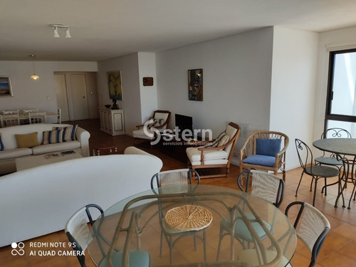Imagen 8 de 30 de Venta Apartamento 3 Dormitorios Y Dependencia, Peninsula, Punta Del Este