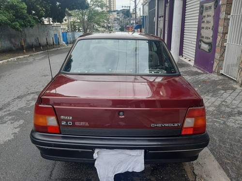 Chevrolet Monza Versão 650