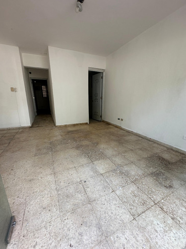 Local Comercial En Venta En La Zona Universitaria, Distrito Nacional