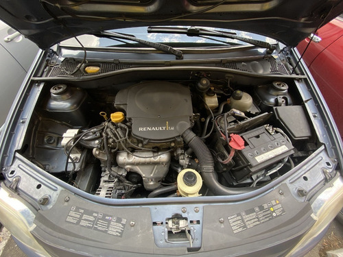 Imagen 14 de 25 de Renault Logan Familier 2012