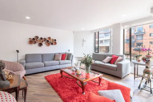 Apartamento En Venta En Chicó Navarra. Cod V11913