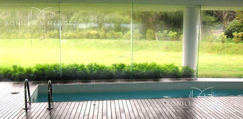 Primera Fila De La Brava, Edificio Blue Bird, 3 Suites, Toilette, Dependencia, 2 Garages