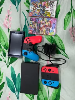 Consola Nintendo Switch Con Dos Juegos Y Un Control