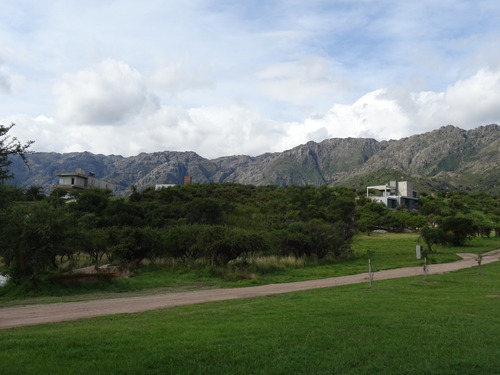 Lote 1600 Mts En Aguas Blancas - Cortaderas