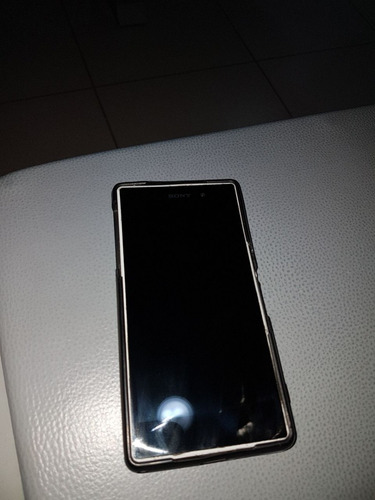 Imagem 4 de 4 de Vendo Z1 Xperia Usado