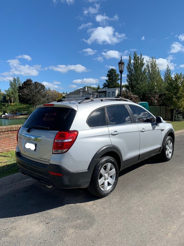 Chevrolet Captiva 2.4 Ls M/t