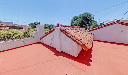 Casa De 3 Ambientes Con Terraza Y Cochera En Olivos