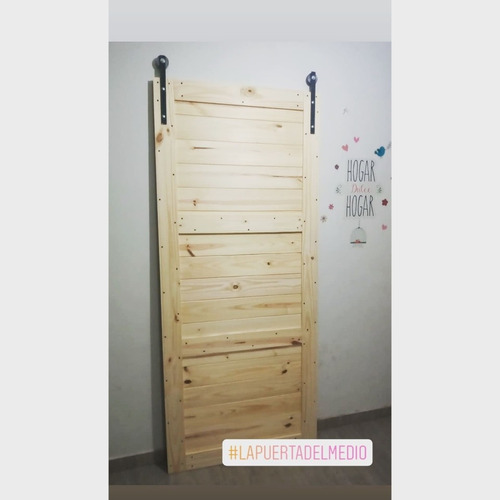 Imagen 2 de 6 de Puerta Granero