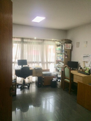 Imagen 9 de 14 de Oficina En Alquiler En Lanus Este