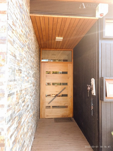 Casa En Venta De 3 Dorm. En Quintero