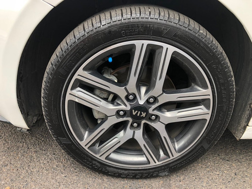 Imagen 9 de 14 de Kia Forte Ex Premium Sedan 2019