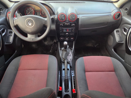 Renault Sandero Stepway 1.6 Confort 105cv