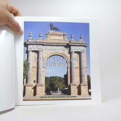El Arco De La Calzada De Los Héroes C Arturo Navarro 2007 F4