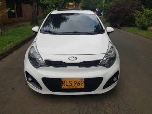 Imagen 6 de 9 de Kia Rio Spice 1.4 Tp 1400cc 5p Ct Abs 2ab