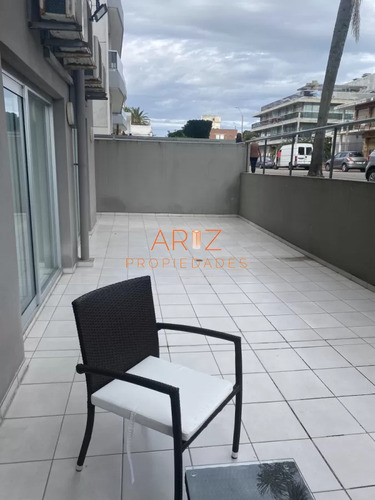 Vendo Y Alquilo Anual Apartamento 2 Dormitorios Punta Del Este Puerto