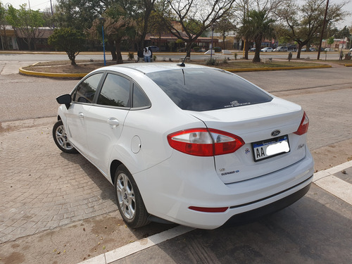 Ford Fiesta Kinetic Design 1.6 Sedan S Plus 120cv