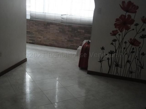 Imagen 12 de 13 de Apto En Venta 22-8919 Daisbelis Tarazona 0424-2925931