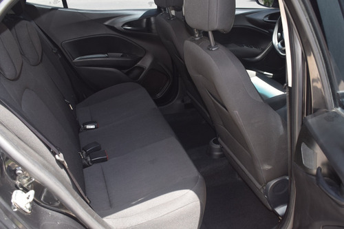 Imagen 7 de 10 de Fiat Argo Drive 1.3