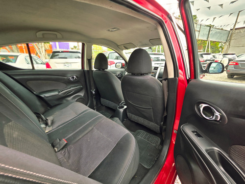 Nissan Versa 1.6 Advance 5vel Mt
