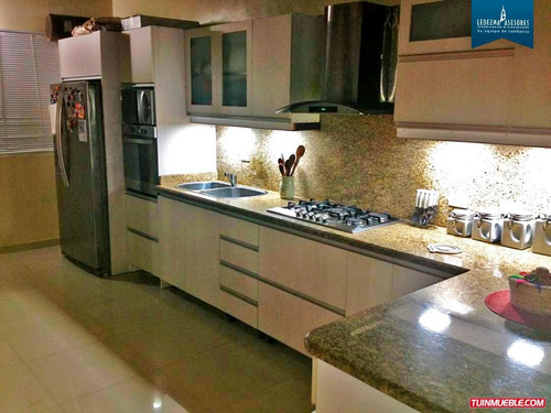 Imagen 5 de 11 de Casa En Las Peonías