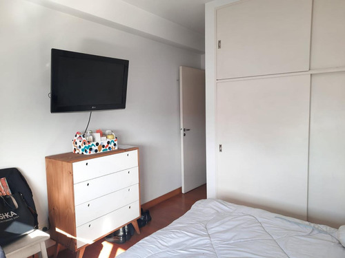 Imagen 6 de 11 de Departamento De 2 Ambientes En Venta En Once. Moderno