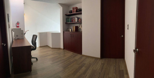 Oficina Privada Independiente En Pueblo Nuevo, Corregidora, Qro.