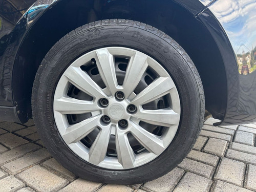 Volkswagen Fox Fox 1.0 Mi Total Flex 8V 5p