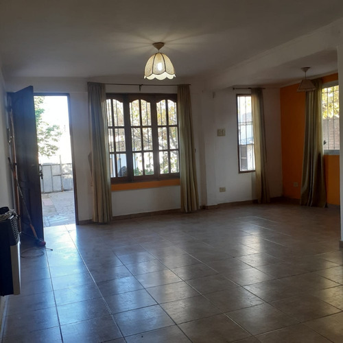 2 Dptos A Terminar, Techo Nuevo. 1 Duplex Listo Para Habitar