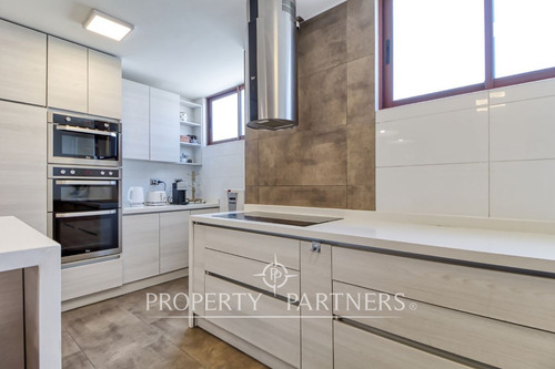 Espectacular Penthouse Con Inmejorable Vista En Ja...