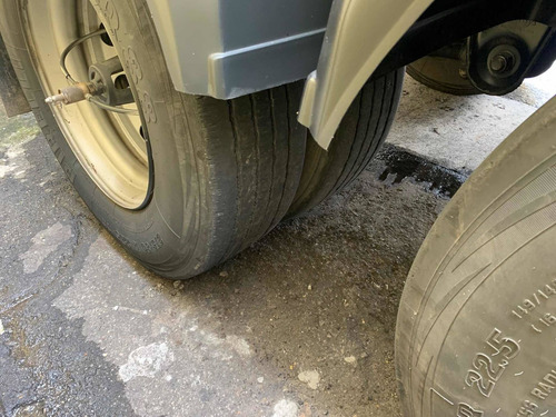 Imagem 7 de 14 de Mercedes Benz Atron 2324