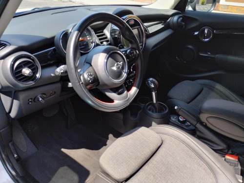 Mini Cooper S 2.0 Hot Chili 5 Puertas At