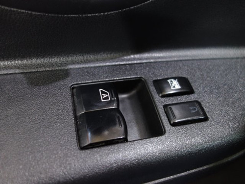 Nissan March March 1.0 S 12V FLEX 4P MANUAL