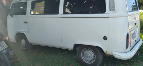 Volkswagen Kombi 1.4 Standard Total Flex 3p