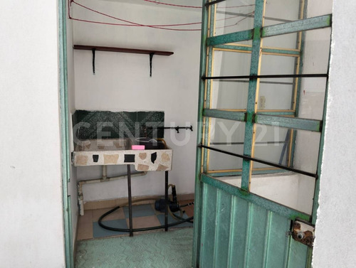 Poniente Hidalgo 88 Manzana B Lote 5-a Jardines De Xalostoc, Ecatepec De Morelos