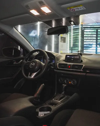 Mazda 3 2.0 Prime