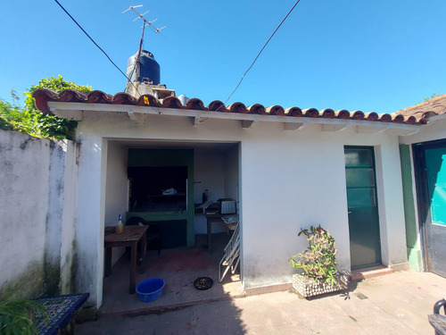 Chalet A 300 Mtrs Estacion Bella Vista Cordoba 1580