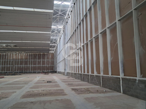 Bodega 3.300 M² Centro Logístico - San Bernardo
