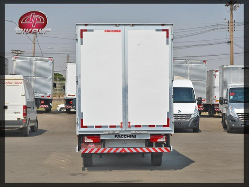 Imagem 13 de 14 de Mercedes Sprinter 2.3 313 Cdi Street Baú 2019
