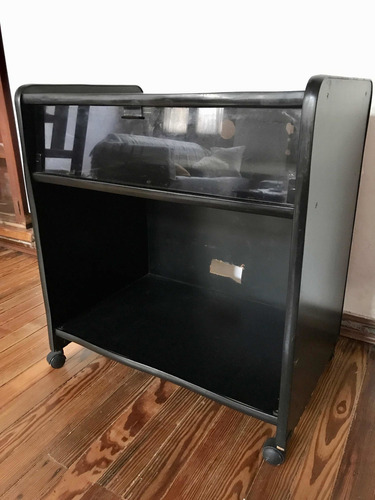 Mesa Con Ruedas Para Tv Puerta Vidrio Estante Audio