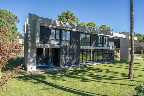 Imagen 5 de 5 de A Estrenar - 5 Ambientes En Venta - Zona Alamos Ii Pinamar