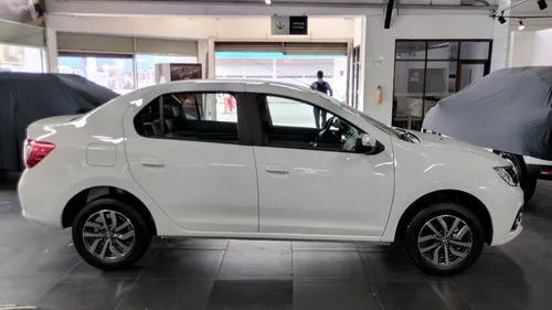 Renault Logan Zen Servicio Especial